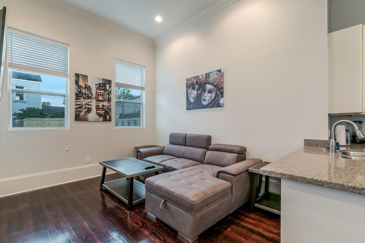 Modern 2Br On Carondelet By Hosteeva Apartman New Orleans  Kültér fotó