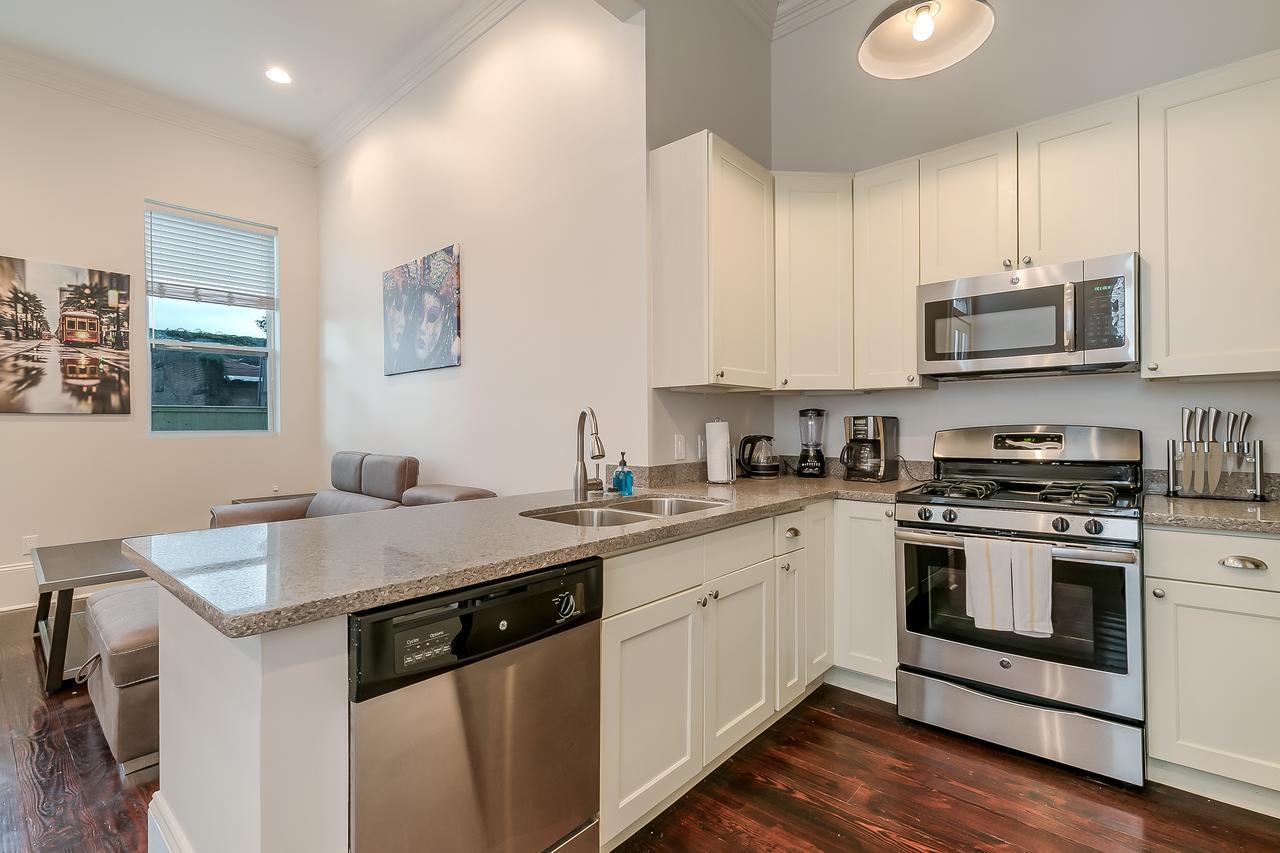 Modern 2Br On Carondelet By Hosteeva Apartman New Orleans  Kültér fotó